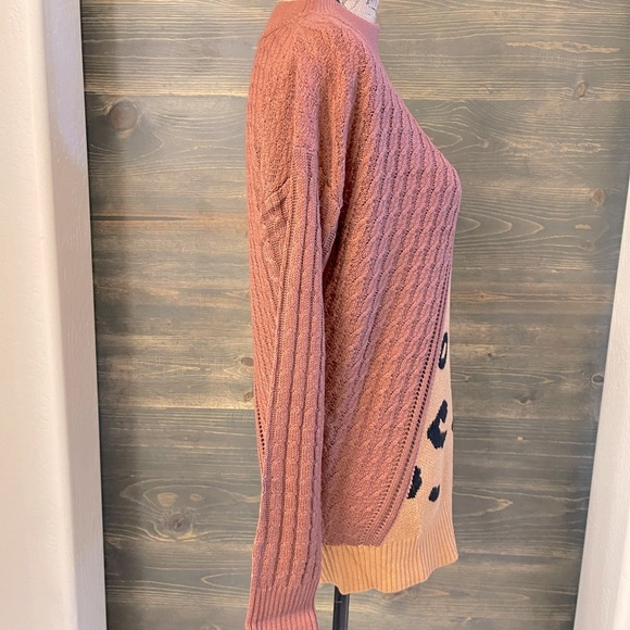 New Boho Leopard Print Sweater Womens Size Medium Mocha Brown Cold Shoulder Top - Picture 5 of 13